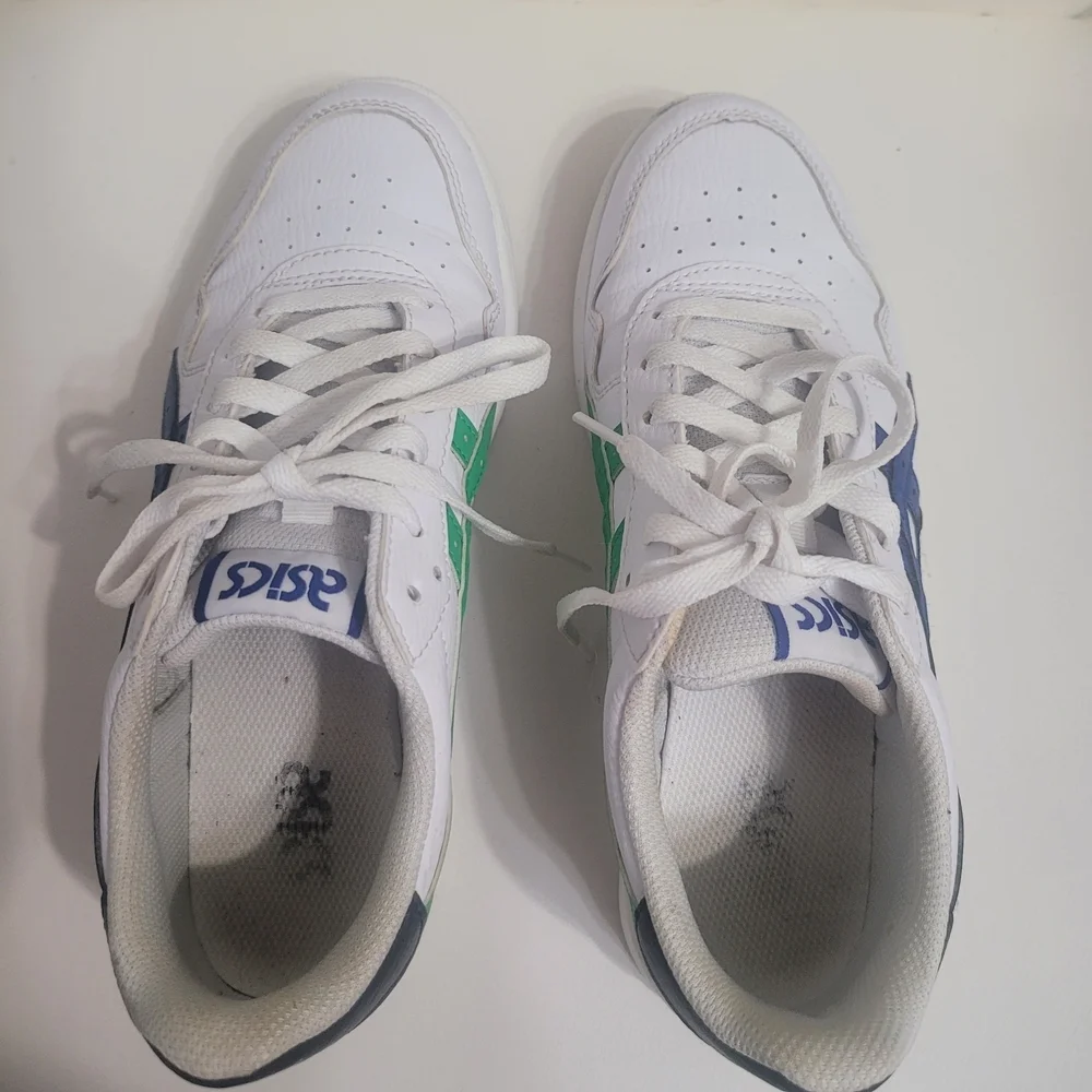 Asics Japan S White Sneakers with Blue and Green Accents Unisex  EUR39.5/ US6.5
